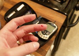 Blutuntersuchung für schnelle diagnostische Glukose von Diabetes mellitus